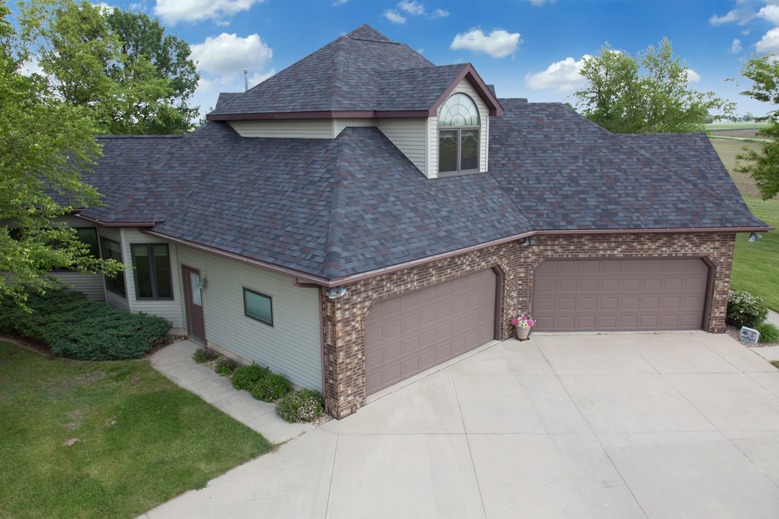 Armour Roofing and Exteriors Images